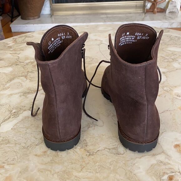 NEW! Eddie Bauer Made in USA Leather Desert Boots - Picture 4 of 10